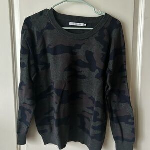 Camo Sweater - High Quality - Size Large